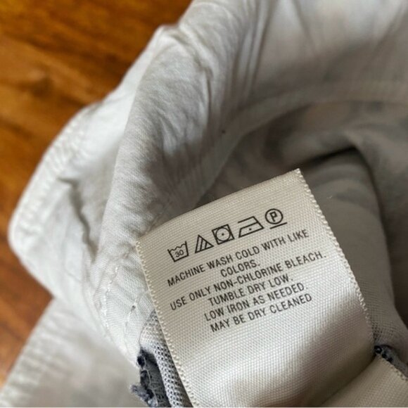 Anthropologie Maeve White Multicolor Watercolor Floral Belt Denim Skirt Size 4 - Picture 13 of 16